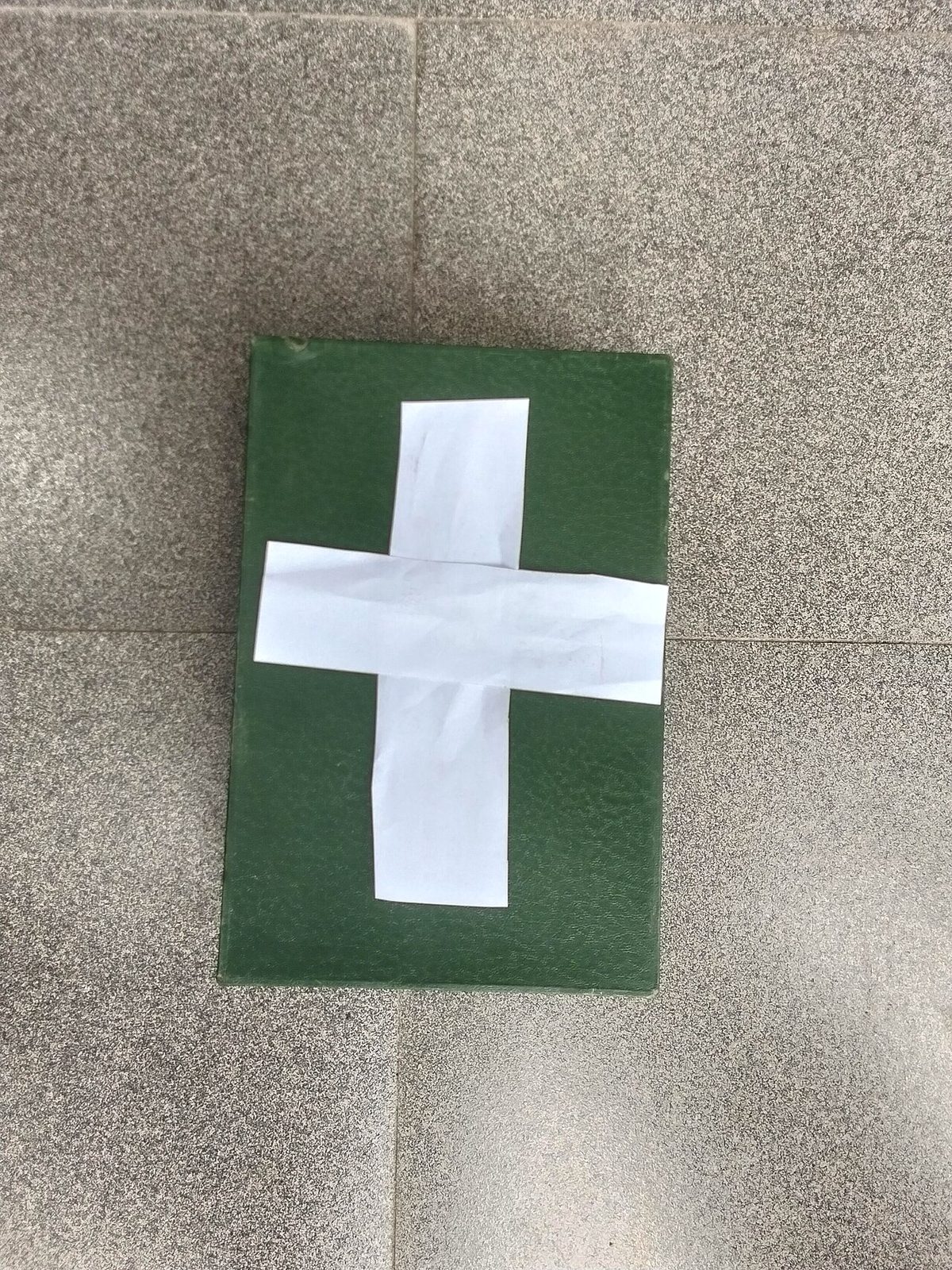 Trousse de premiers secours professionnelle (25 pers.)